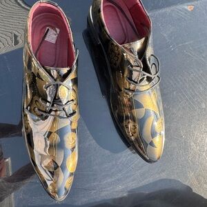 Men's Black & Gold Patterned Dress Shoes